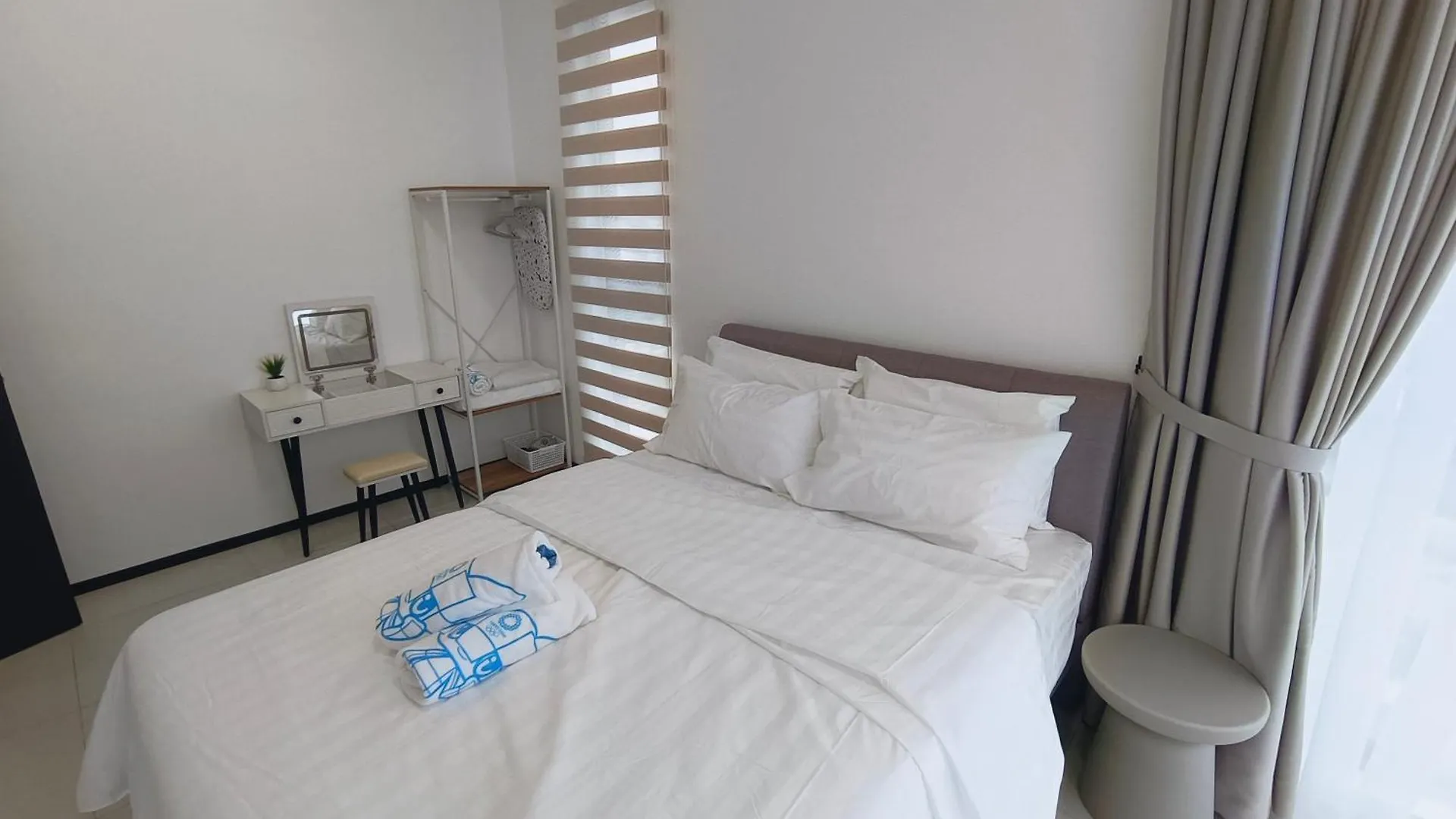 Infinity Pool, Urban Suites, Georgetown, 2 Car Parks By Star Home Апартаменты Джорджтаун