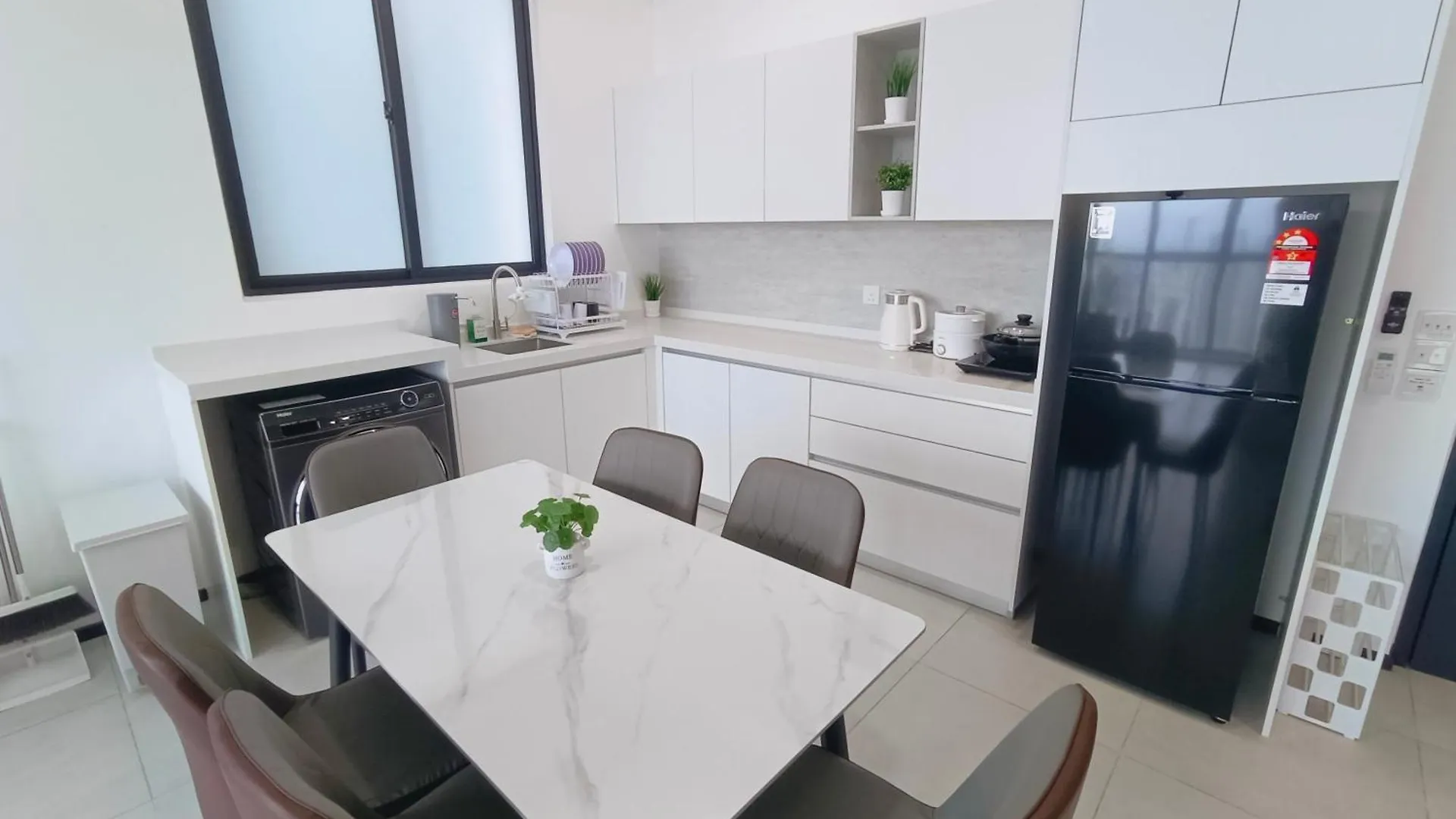 Infinity Pool, Urban Suites, Georgetown, 2 Car Parks By Star Home 0*, Джорджтаун Малайзия
